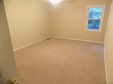 2924 Maplevale Rd, Chester, VA 23831 photo 21