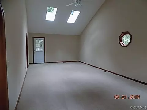 2924 Maplevale Rd, Chester, VA 23831 photo 3