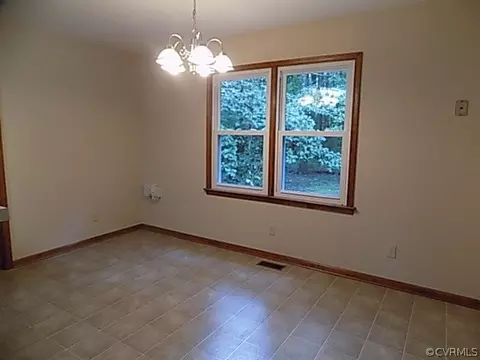 2924 Maplevale Rd, Chester, VA 23831 photo 9