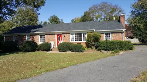 8280 Burr Cir, Mechanicsville, VA 23111 photo 2