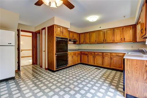 2218 Winterfield Rd, Midlothian, VA 23113 photo 11