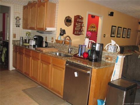 8124 Founders Mill Way Dr, Gloucester, VA 23061 photo 6