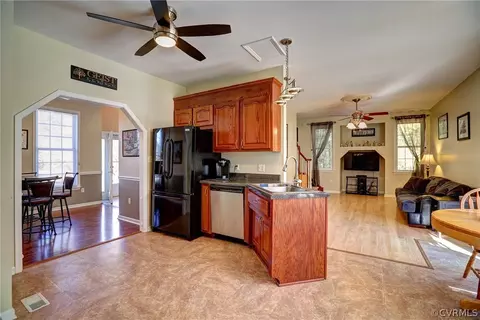 6781 Tranquility Ln, Sutherland, VA 23885 photo 16
