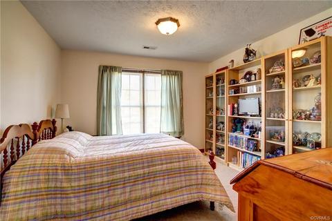 3217 Pinefields Dr, Henrico, VA 23231 photo 16