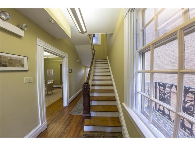 112 E Cary St, Richmond, VA 23219 photo 3