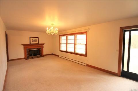 1019 Main St, Kenbridge, VA 23944 photo 9