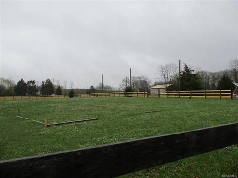 3813 Forest Grove Rd, Sandy Hook, VA 23153 photo 4