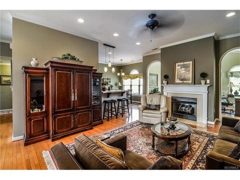 9818 Brading Ln, Midlothian, VA 23112 photo 6