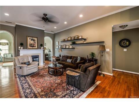 9818 Brading Ln, Midlothian, VA 23112 photo 5