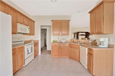 507 Krim Point Loop, Midlothian, VA 23114 photo 4