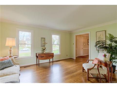 2221 Corner Rock Rd, Midlothian, VA 23113 photo 5