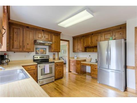 2221 Corner Rock Rd, Midlothian, VA 23113 photo 15