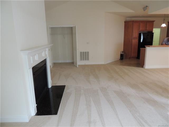 438 Dunlin Ct #438, Midlothian, VA 23114 photo 9