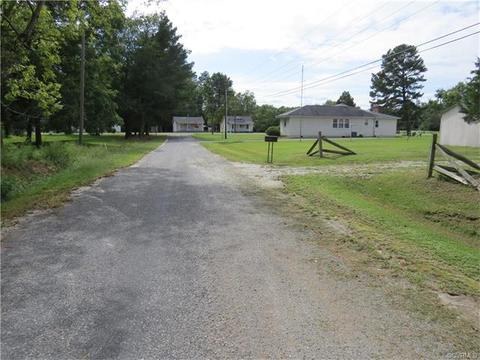 50 Gordon Dr, Weems, VA 22576 photo 25