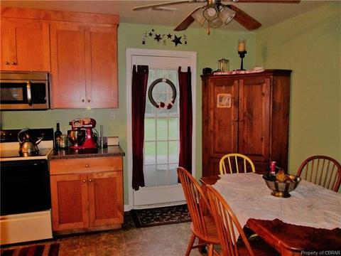 6824 Cedar Lake Dr, Gloucester, VA 23061 photo 10