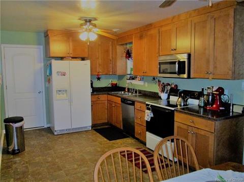 6824 Cedar Lake Dr, Gloucester, VA 23061 photo 11