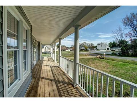 8371 Marc Gregory Ct, Mechanicsville, VA 23116 photo 3