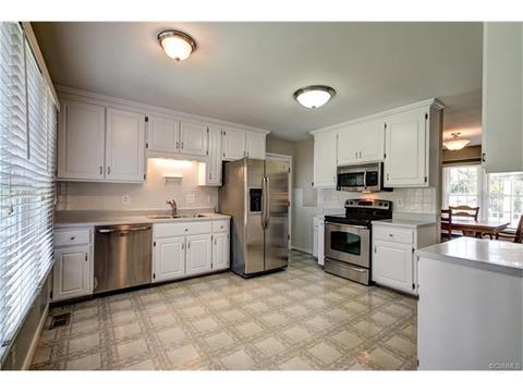 8371 Marc Gregory Ct, Mechanicsville, VA 23116 photo 12