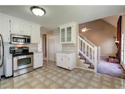 8371 Marc Gregory Ct, Mechanicsville, VA 23116 photo 11