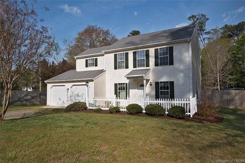 8036 Kitchener Dr, Gloucester, VA 23061 photo 1