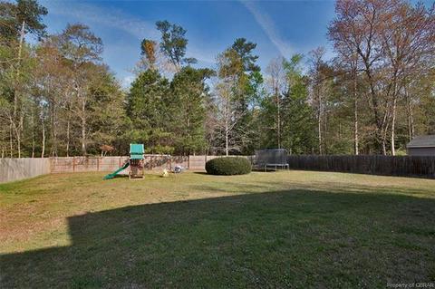 8036 Kitchener Dr, Gloucester, VA 23061 photo 22