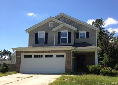 7355 Jeanne Dr, Gloucester, VA 23061 photo 1