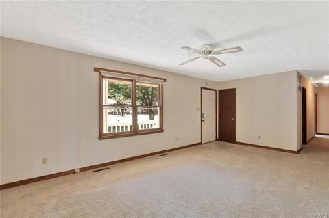8900 Hawkbill Rd, Richmond, VA 23237 photo 4
