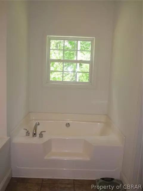 8409 Indian Rd, Gloucester, VA 23061 photo 10