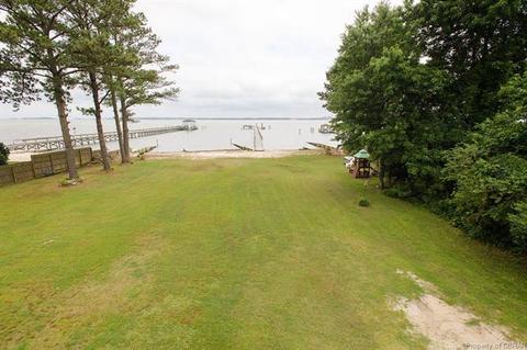 8774 Blue Gate Ln, Hayes, VA 23072 photo 16