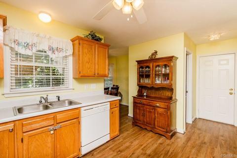 5201 Beaver Spring Rd, Midlothian, VA 23112 photo 11