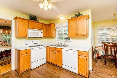 5201 Beaver Spring Rd, Midlothian, VA 23112 photo 9