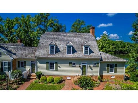 124 The Grn, Weems, VA 22576 photo 1
