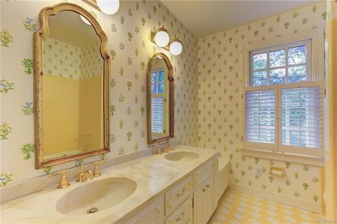 10701 Cherokee Rd, Midlothian, VA 23113 photo 27