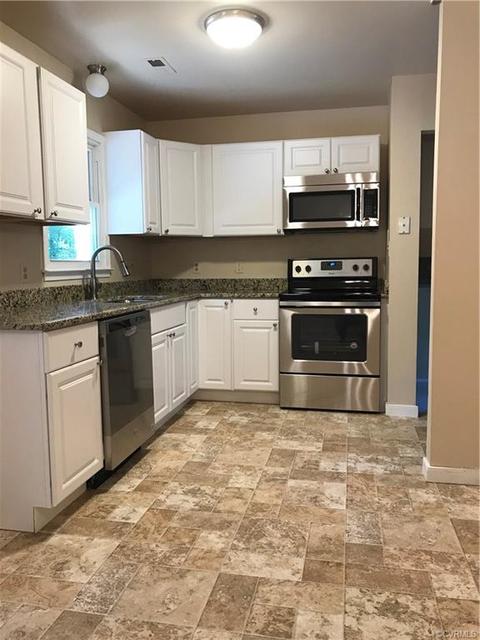 2812 Brookforest Rd, Midlothian, VA 23112 photo 3