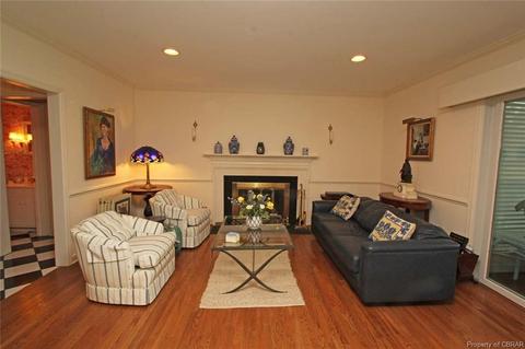 122 The Grn, Weems, VA 22576 photo 17