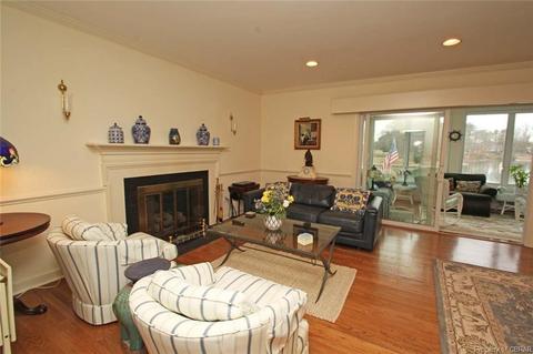 122 The Grn, Weems, VA 22576 photo 16