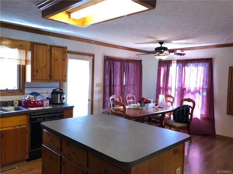2016 Judes Ferry Rd, Powhatan, VA 23139 photo 10