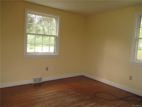 537 E 6th Ave, Kenbridge, VA 23944 photo 10