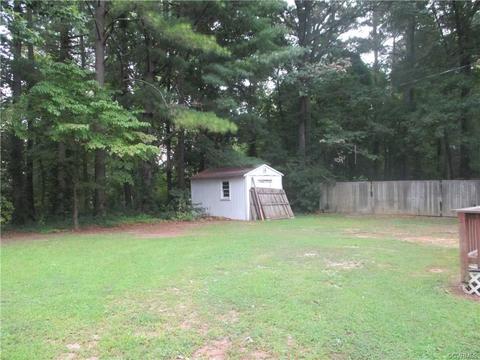 537 E 6th Ave, Kenbridge, VA 23944 photo 2