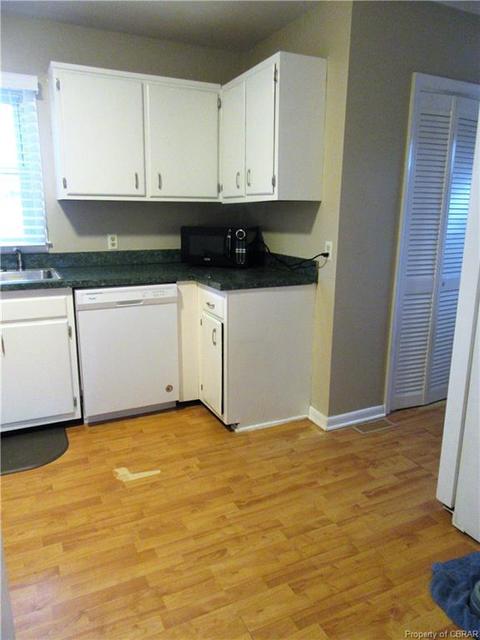 1759 Chiskiake St, Gloucester Point, VA 23062 photo 9