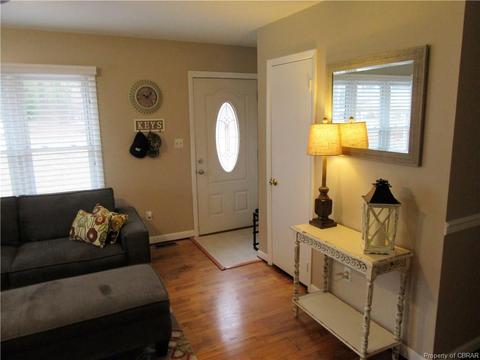 1759 Chiskiake St, Gloucester Point, VA 23062 photo 4