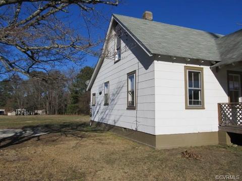 19701 Rowanty Ct, Carson, VA 23830 photo 8