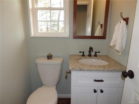 1041 Warminster Dr, Midlothian, VA 23113 photo 14