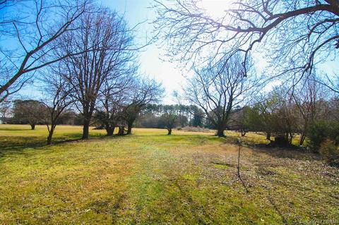 3748 Weems Rd, Weems, VA 22576 photo 8
