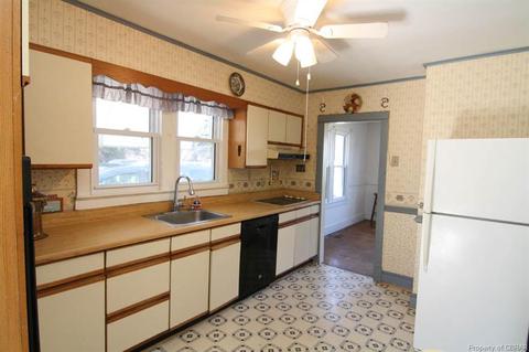 3748 Weems Rd, Weems, VA 22576 photo 12