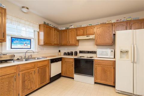 5515 Chatmoss, Midlothian, VA 23112 photo 9