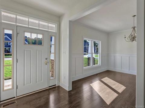 8436 Pullman Ln, Chesterfield, VA 23832 photo 4