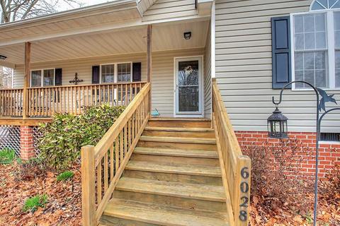 6028 Pine Rd, Quinton, VA 23141 photo 7