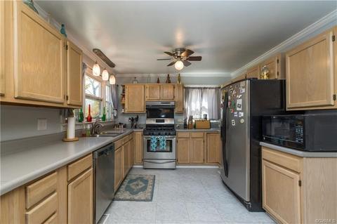903 Jackson Dr, Williamsburg, VA 23185 photo 9