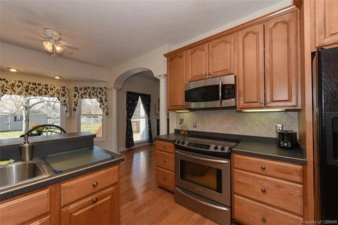 201 Orchard Cove Rd, Locust Hill, VA 23092 photo 16